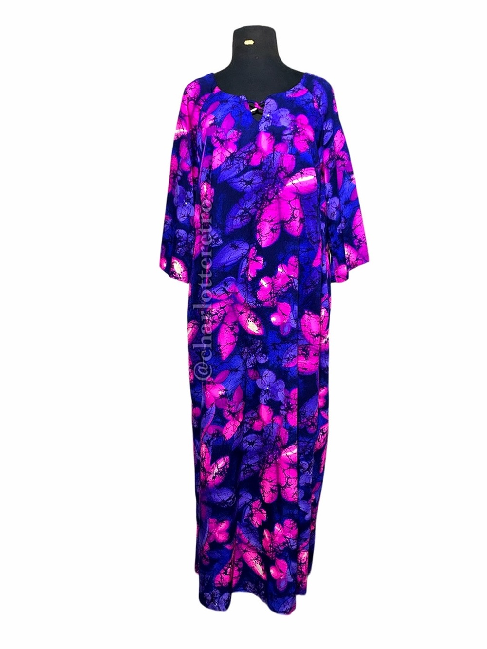 60s vtg Hilo Hattie Floral Maxi w Split Flutter Sleeves - Picture 3 of 11